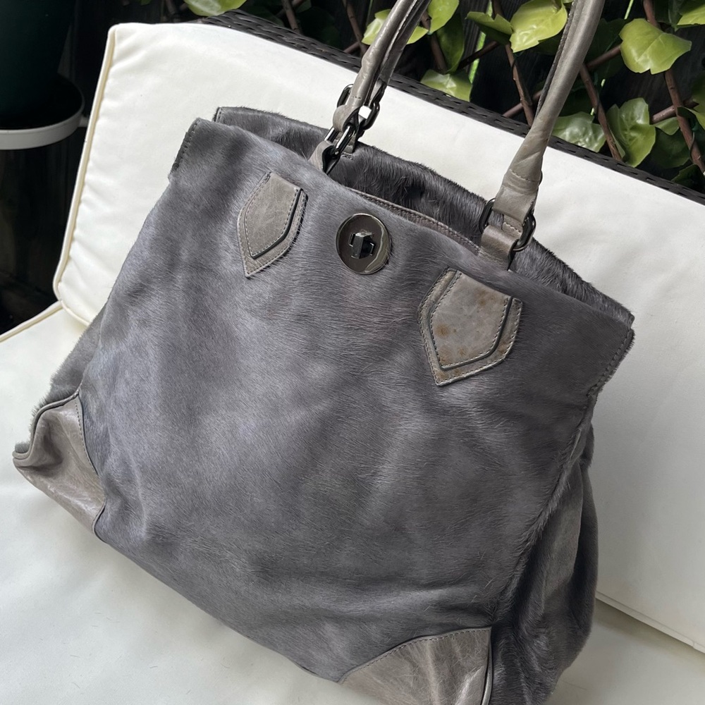 Pulicati Gray Leather Tote Bag
